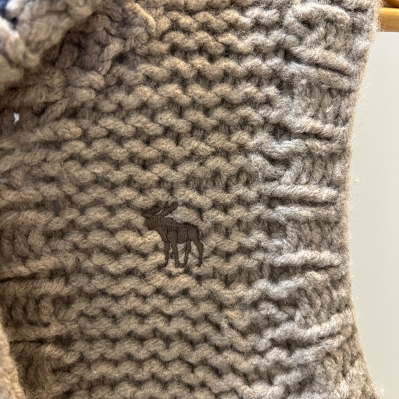 Abercrombie & Fitch vest - Picture 2 of 6